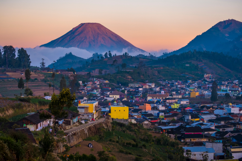 Wisata Dieng